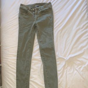 American Eagle Skinny Jean